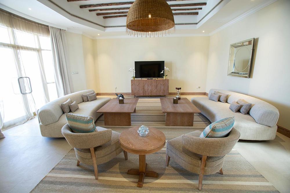 Liwa Hotel Mezairaa Bagian luar foto