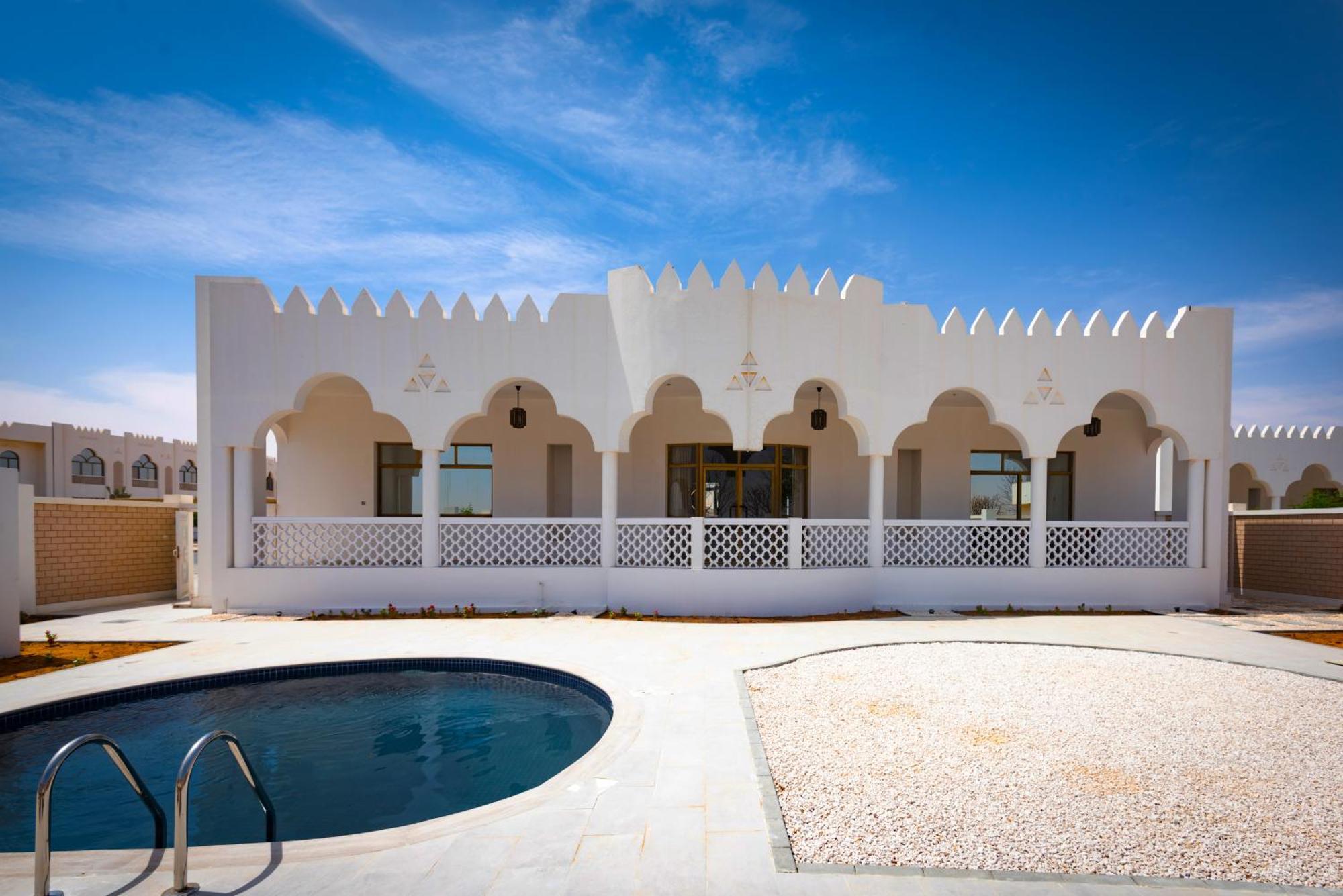 Liwa Hotel Mezairaa Bagian luar foto
